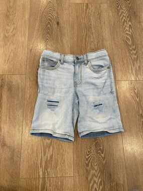 Art Class Light Wash Distressed Denim Shorts